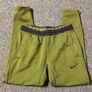 Nike Pro Green Joggers
